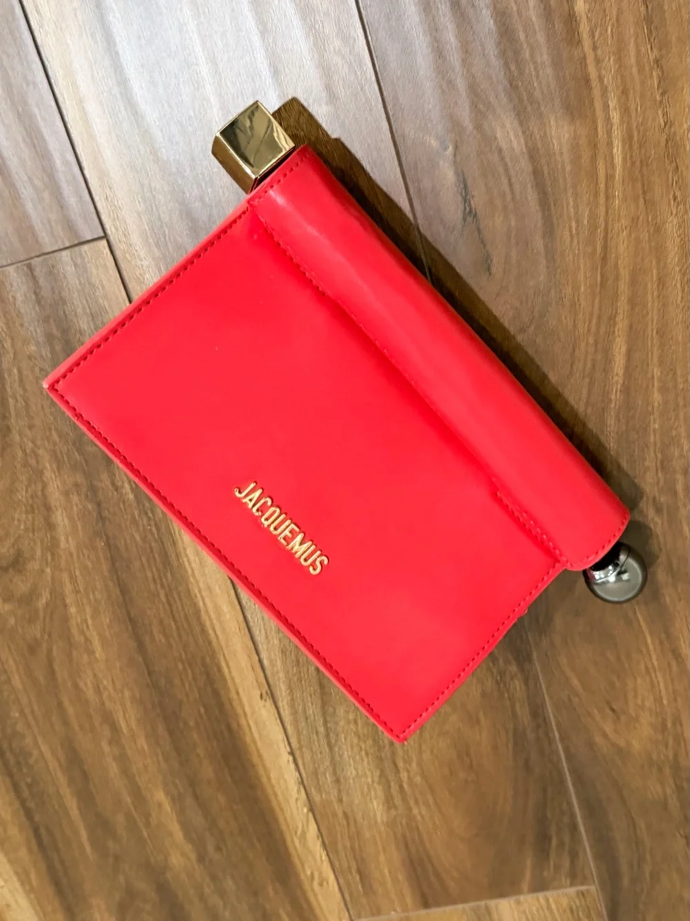 Jacquemus red leather roll-top clutch with gold accents - Picture 2 of 7